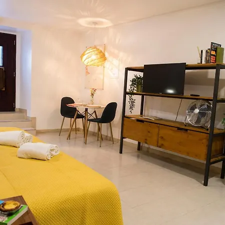 Apartament For 2 Just 250m From Largo Intendente