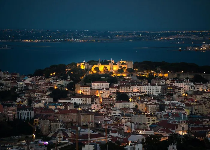 شقة For 2 Just 250m From Largo Intendente *