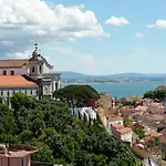For 2 Just 250m From Largo Intendente *