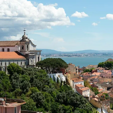 For 2 Just 250m From Largo Intendente *
